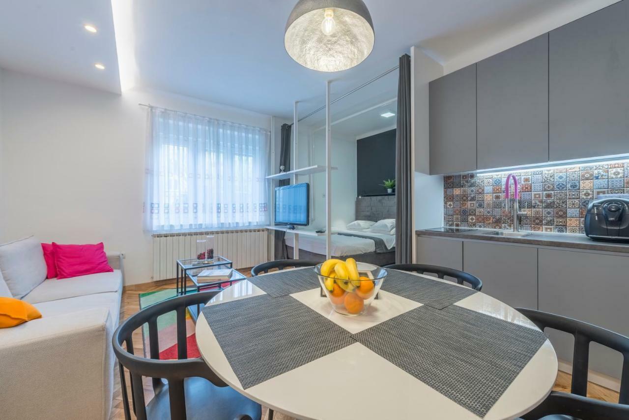Blacksmith Apartment Zagreb Bagian luar foto
